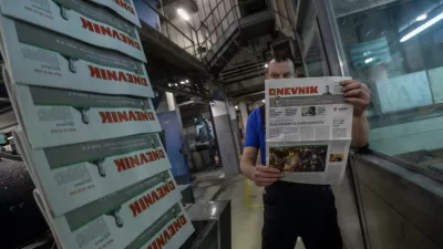 Časopis Dnevnik29.12.2022 - Tiskarna SET Vevče tiskanje časopisaFoto: Luka Cjuha