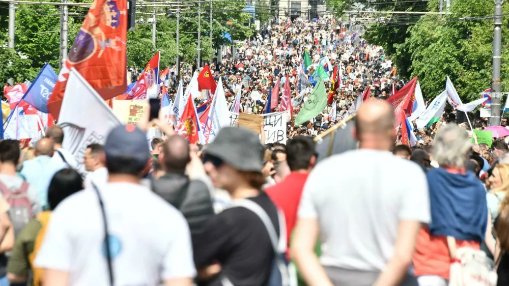 01, May, 2025, Belgrade - Five national unions and Students in the blockade organized a large protest "Labor Day - a day of solidarity and joint struggle" that began at 2 pm on the plateau in front of the Government of the Republic of Serbia. Photo: L.L./ATAImages01, maj, 2025, Belgrade - Pet nacionalnih sindikata i Studenti u blokadi organizovali su veliki protest "Dan rada - dan solidarnosti i zajednicke borbe" koji je poceo u 14h na platou ispred zgrade Vlade Republike Srbije. Photo: L.L./ATAImages Photo: L.L./ATAImages/PIXSELL