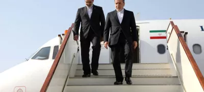 FILE PHOTO: Iranian Foreign Minister Abbas Araghchi arrives ahead of negotiations with the U.S., in Muscat, Oman, April 25, 2025. Iranian Foreign Ministry/WANA (West Asia News Agency)/Handout via REUTERS ATTENTION EDITORS - THIS PICTURE WAS PROVIDED BY A THIRD PARTY./File Photo