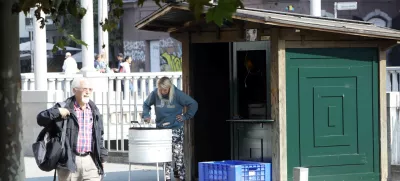 03.10.2023 - hišica za prodajo kostanja, BregFoto: Tomaž Skale