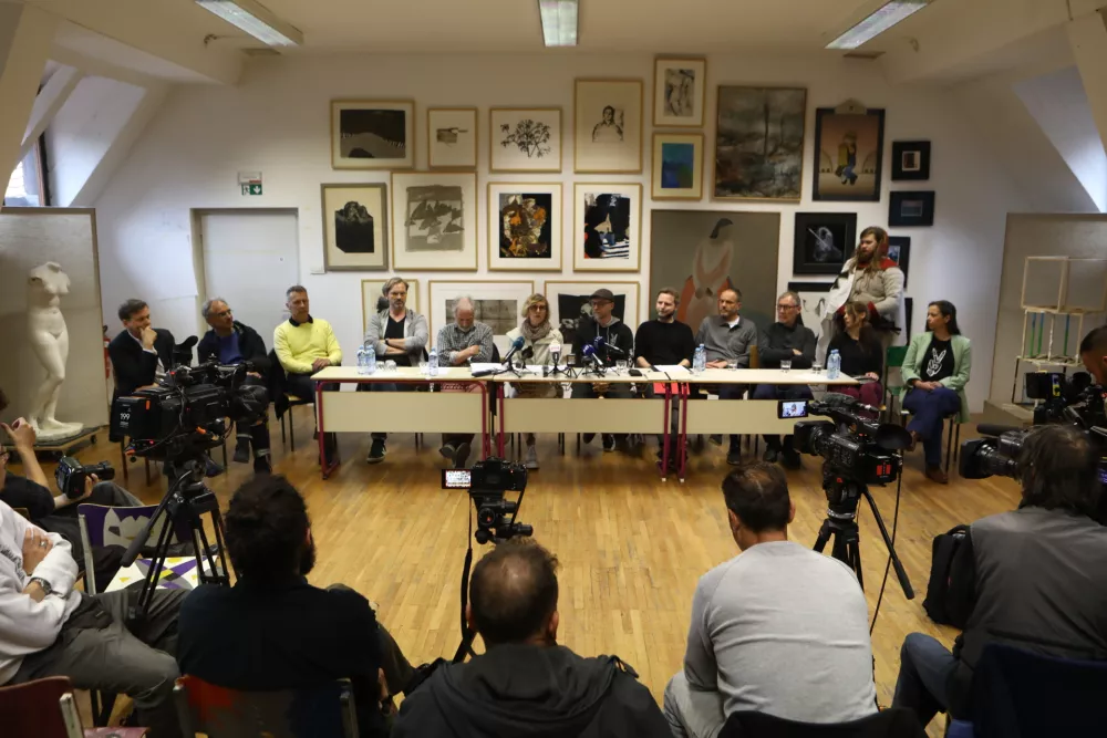 07.05.2025 - Križanke - S&Scaron;OF - Srednja &scaron;ola za oblikovanje in fotografijo - novinarska konferencaFoto: Luka Cjuha