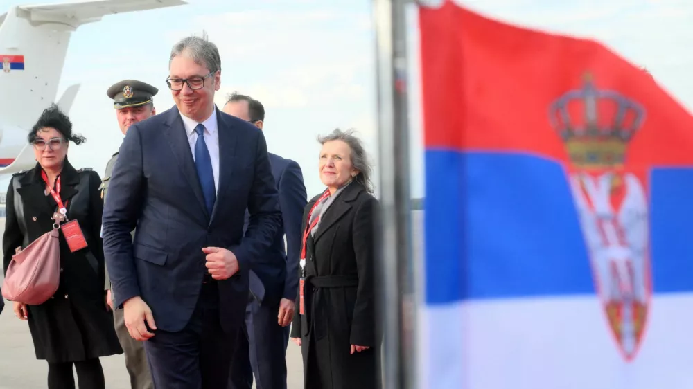 Serbian President Aleksandar Vucic takes part in a welcoming ceremony upon his arrival at an airport in Moscow, Russia, May 7, 2025. Ilya Pitalyov/Host agency Ria Novosti/Handout via REUTERS ATTENTION EDITORS - THIS IMAGE WAS PROVIDED BY A THIRD PARTY.