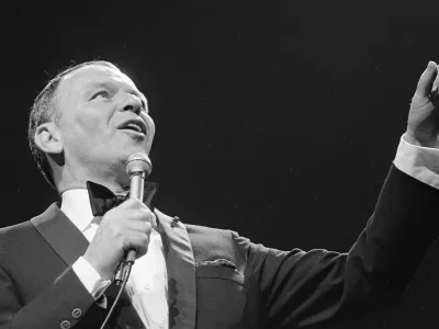 Frank Sinatra med nastopom v Madison Square Gardnu v New Yorku leta 1967, ko je izdal tudi eno svojih največjih uspe&scaron;nic. F Getty Images