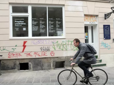 Dogodki Prepi&scaron;nega uredni&scaron;tva bodo večinoma potekali na Trubarjevi v LUDi knjigarni. Foto: Tomaž Skale