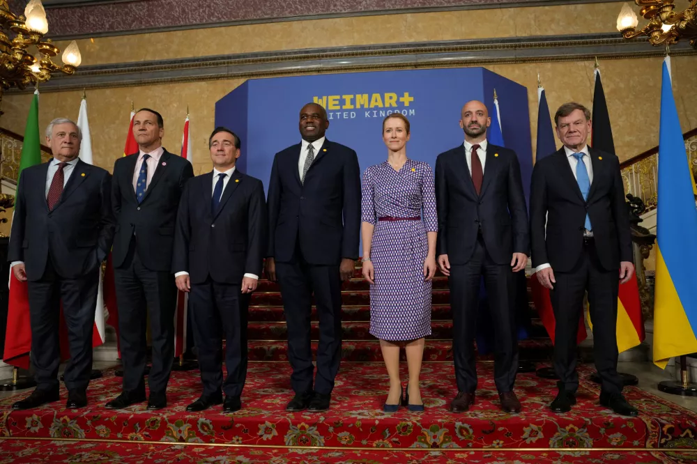 12 May 2025, United Kingdom, London: UK Foreign Secretary David Lammy (C) poses for a photo with (L-R) Italy's Foreign Minister Antonio Tajani, Poland's Foreign Minister Radoslaw Sikorski, Spain's Foreign Minister Jose Manuel Albares Bueno, European Union High Representative for Foreign Affairs and Security Policy Kaja Kallas, Germany's Foreign Minister Johann Wadephul, and French Junior Minister for Europe Benjamin Haddad at Lancaster House, London, as Foreign Secretary David Lammy hosts the Weimar+ Group for talks on Ukraine and the future of European security. Photo: Carlos Jasso/PA Wire/dpa