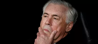 Soccer Football - Champions League - Quarter Final - Second Leg - Real Madrid v Arsenal - Santiago Bernabeu, Madrid, Spain - April 16, 2025 Real Madrid coach Carlo Ancelotti reacts before the match REUTERS/Juan Medina