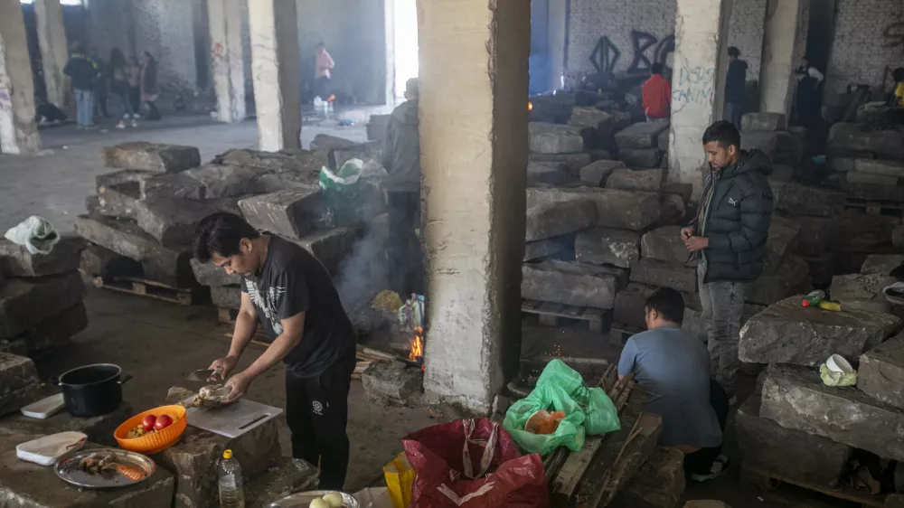 Največ incidentov z begunci se je zgodilo na trža&scaron;kem območju. Foto: Luka Cjuha