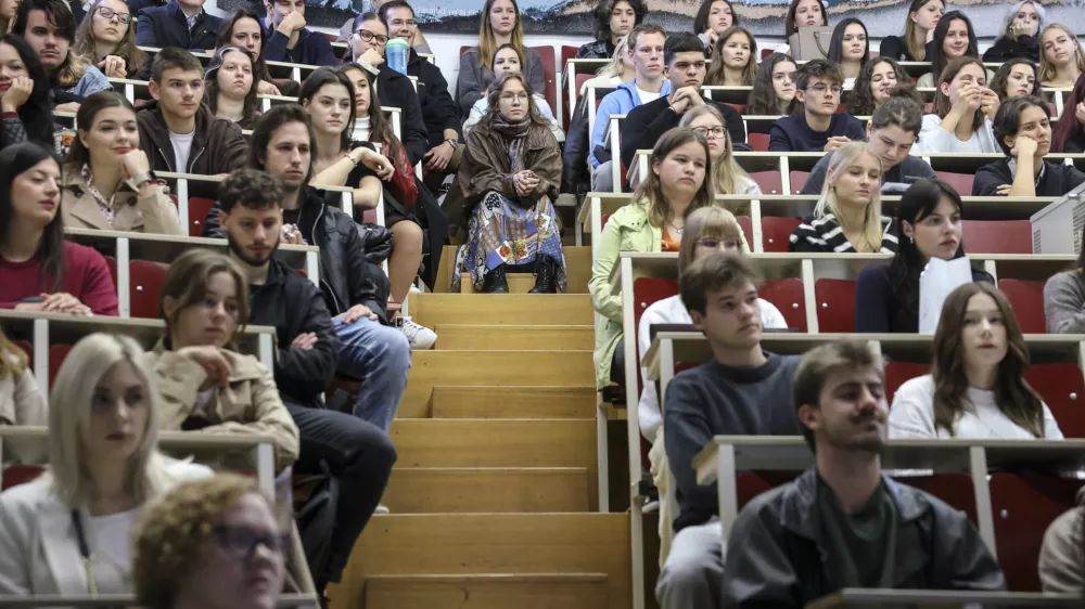 - 01.10.2024 - 1. &scaron;olski dan za &scaron;tudente - Bruci - Filozofska fakulteta v Ljubljani//FOTO: Jaka Gasar