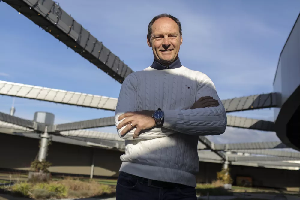 - 07.12.2022 - Jože Potrebuje&scaron;, glasbenik in skladatelj, ustanovni član glasbene skupine Čuki, //FOTO: Jaka GasarOPOMBA: Novoletni intervju Nedeljski dnevnik 2022