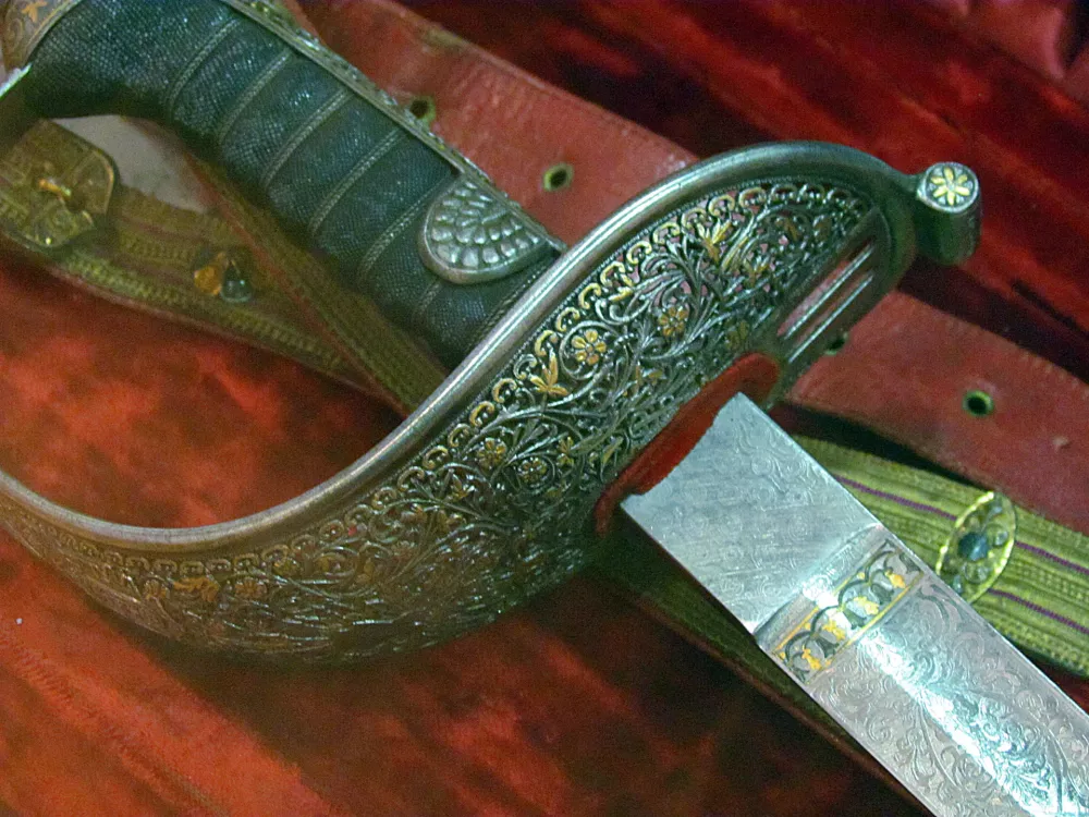 Sablja Aleksandra Obrenovića (detajl), ki jo hranijo v Zgodovinskem muzeju Srbije. / Foto: Wikipedija