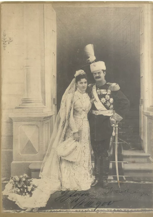 Kralj Aleksander in kraljica Draga na poročni fotografiji / Foto: Wikipedija