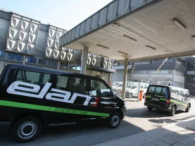 V Elanu do nadaljnjega ne izdelujejo več plovil. Foto: Luka Cjuha