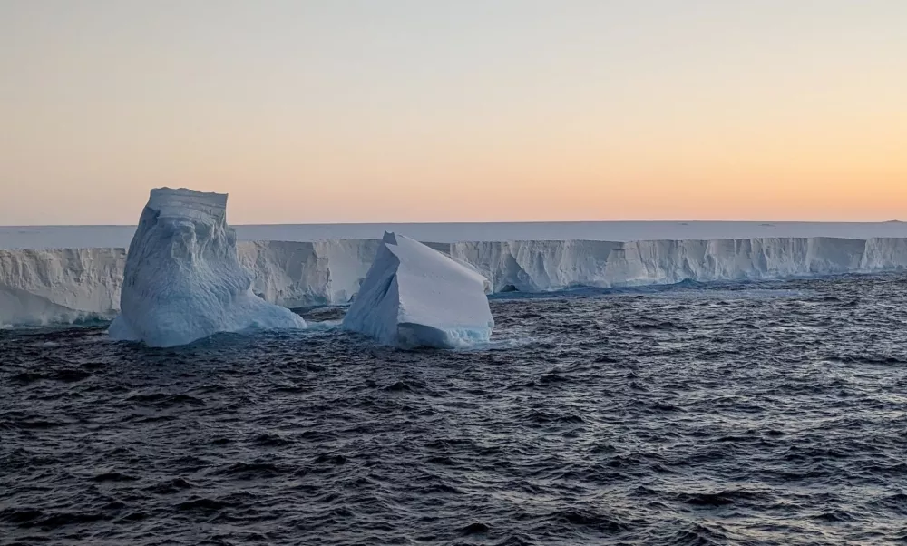 The world's largest iceberg, A23a, in the Scotia Sea between Antarctica and South Georgia