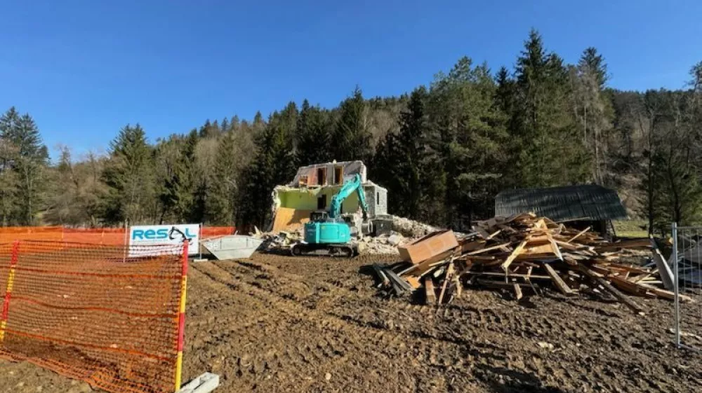 Ru&scaron;enje hi&scaron;e