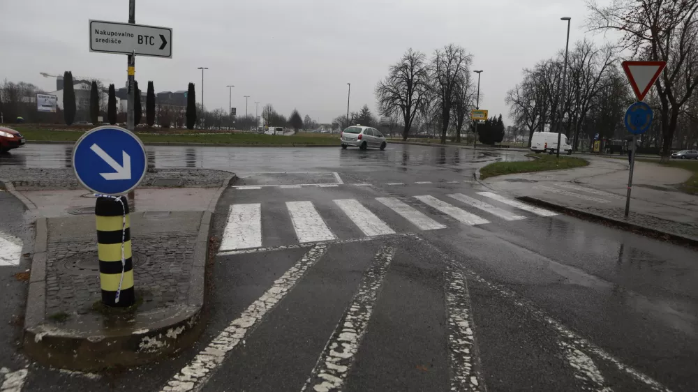 10.03.2025 - Rondo - Krožno križi&scaron;če ŽaleFoto: Luka Cjuha