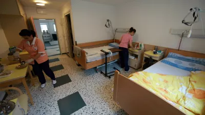 22.05.2025 -Dom uokojencev Center, enota Poljane, otvoritev prenovljenih prostorovdvoposteljna sobaFoto: Tomaž Skale