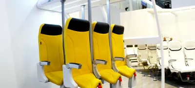 Ali bi bili pripravljeni za nizko ceno letalske karte med poletom stati? / Foto: Profimedia via Aviointeriors