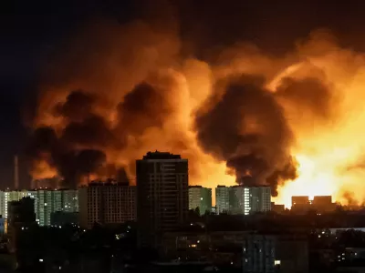 An explosion of a drone lights up the sky over the city during a Russian drone strike, amid Russia's attack on Ukraine, in Kyiv, Ukraine May 24, 2025. REUTERS/Gleb Garanich   TPX IMAGES OF THE DAY