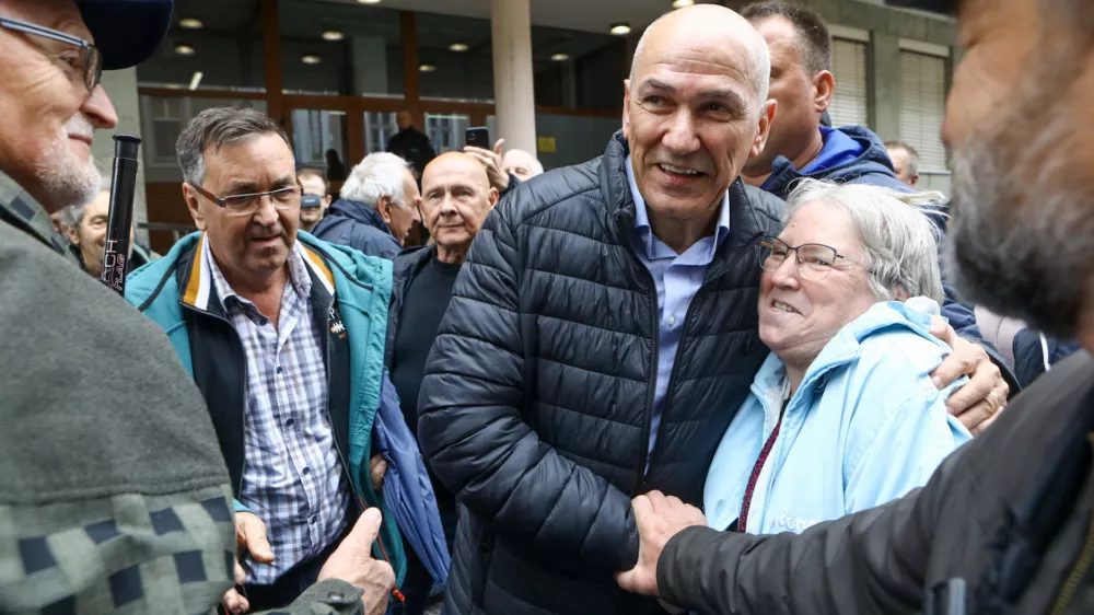 18.4.2025 Celje sojenje Janez Jan&scaron;a v zadevi Trenta.Foto: Luka Cjuha
