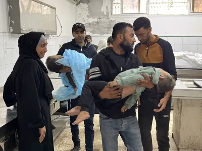 Samo v soboto, ko je izraelska vojska po besedah svojih predstavnikov izvedla &raquo;več kot sto napadov na teroriste&laquo;, je umrlo 79 Palestincev. Foto: DPA