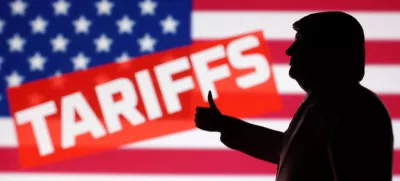 FILE PHOTO: A 3D-printed miniature model depicting U.S. President Donald Trump, U.S. flag and word "Tariffs" in this illustration taken, April 17, 2025. REUTERS/Dado Ruvic/Illustration/File Photo/File Photo