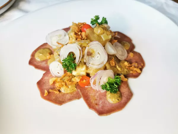 Goveji jezik in žolca, Gostilna O&scaron;tirka