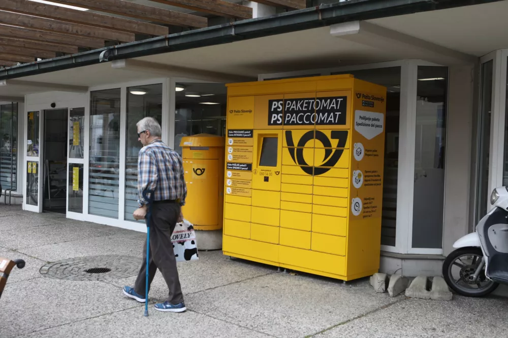 27.5.2025 - Paketomat - Po&scaron;ta SlovenijeFoto: Luka Cjuha