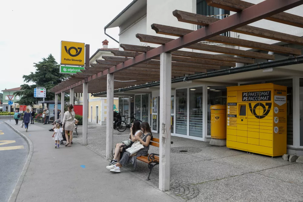 27.5.2025 - Paketomat - Po&scaron;ta SlovenijeFoto: Luka Cjuha