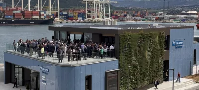 Koper, Potniski terminal.Odprtje stavbe novega potniskega terminala.