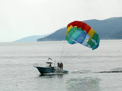 Parasailing ali parajadranje