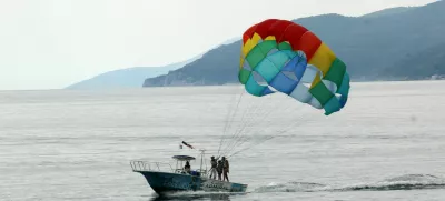 Parasailing ali parajadranje