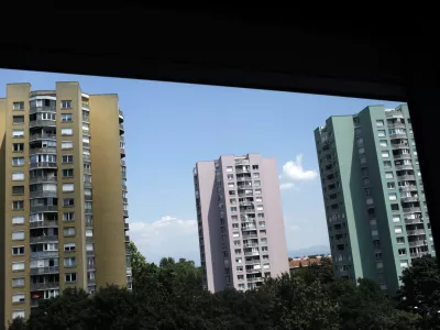 - Savsko naselje - Savske stolpnice - stanovanjska stolpnica //FOTO: Jaka Gasar / Foto: Jaka Gasar