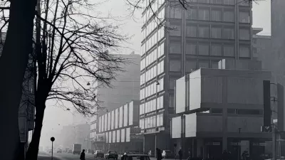 Stolpnici Astra in Commerce, pogled z Dunajske ceste. Foto:&nbsp;Janez Kali&scaron;nik