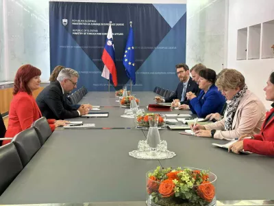 Manuela Khom, namestnica &scaron;tajerskega deželnega glavarja, Marko &Scaron;tucin, državni sekretar na MZEZ