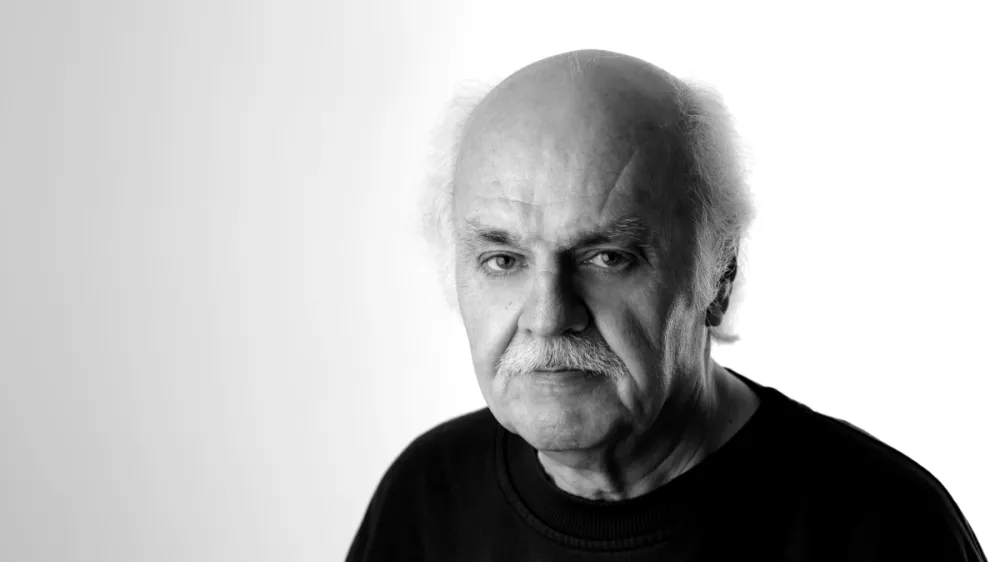 21. januar 2014 - Darko &Scaron;terbenk, novinar - Desk: _Arhiv - Mediji - Portret - Avtor: Andrej Petelin&scaron;ek (tags: Arhiv - Torek - 21012014 - 0121Sterbenk1)