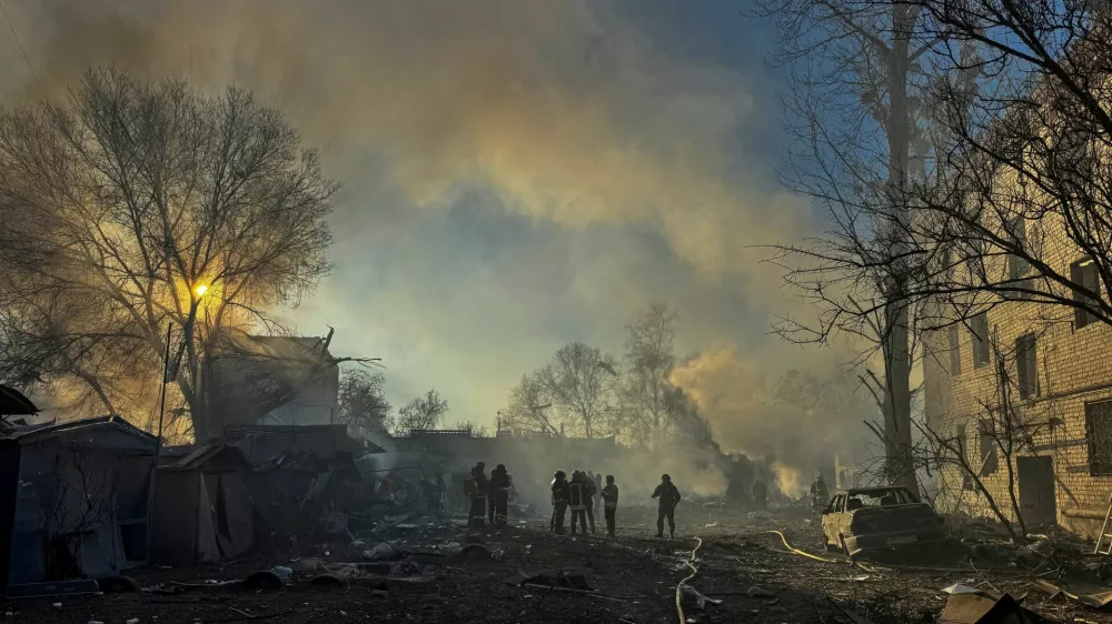 FILE PHOTO: Rescuers work at the site of a Russian missile strike, amid Russia's attack on Ukraine, in Kharkiv, Ukraine March 7, 2025. REUTERS/Vitalii Hnidyi/File Photo