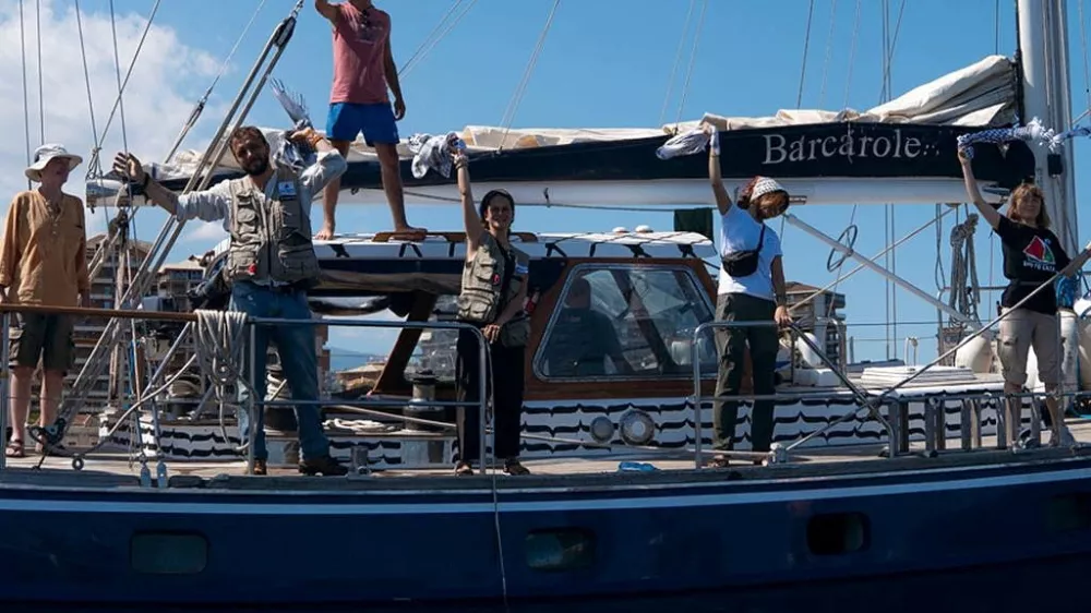 Activist Greta Thunberg and crew stand aboard the aid ship Madleen, which left the Italian port of Catania on June 1 to travel to Gaza to deliver humanitarian aid, in this picture released on June 2, 2025 on social media. Freedom Flotilla Coalition/via REUTERS THIS IMAGE HAS BEEN SUPPLIED BY A THIRD PARTY. MANDATORY CREDIT.