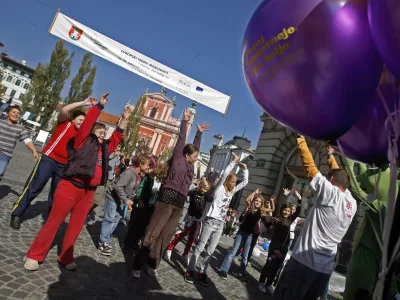 - Rock za prihodnje generacije 2010, tradicionalni okoljski koncert v sredi&scaron;ču Ljubljane, ki ga je ob zaključku Evropskega tedna mobilnosti pripravilo dru&scaron;tvo Planet Zemlja/FOTO: Bojan Velikonja 