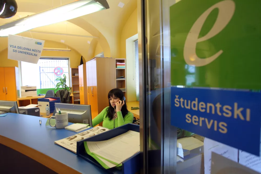 &Scaron;tudentski servis Bor&scaron;tnikov trg Ljubljana  ///FOTO: Luka Cjuha / Foto: Luka Cjuha