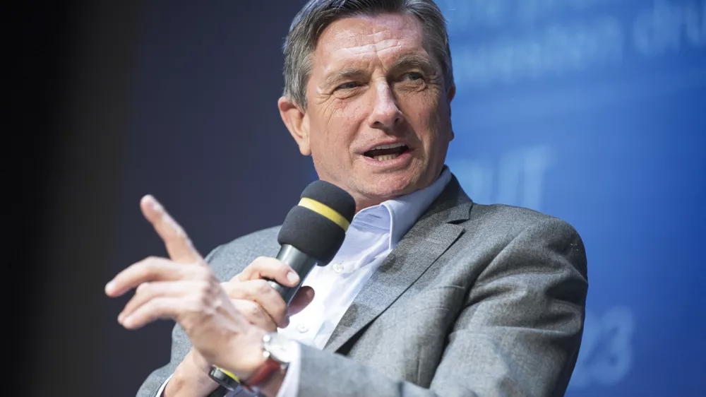 Steverjan, Sedejev dom.Pogovor bivsega predsednika republike Boruta Pahorja z mladimi iz zamejstva, Koroske in Argentine.