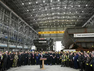 Britain's Prime Minister Keir Starmer delivers his speech during a visit to the BAE Systems'Govan facility, in Glasgow, Scotland, Monday June 2, 2025. (Andy Buchanan, Pool Photo via AP)