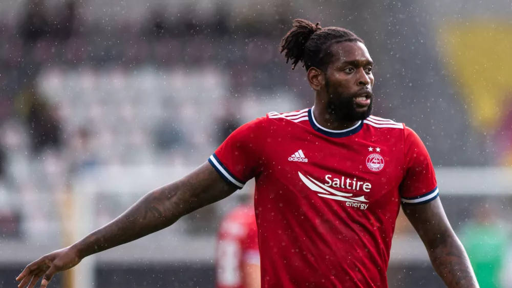 210729 Jay Emmanuel-Thomas of Aberdeen during the UEFA Conference League qualifying match between H&auml;cken and Aberdeen on July 29, 2021 in G&ouml;teborg. Photo: Mathias Bergeld / BILDBYR&Aring;N / COP 200 / MI0161 fotboll football soccer fotball uefa conference league h&auml;cken aberdeen bbeng kval qualifier No Use Sweden. No Use Norway. No Use Austria.