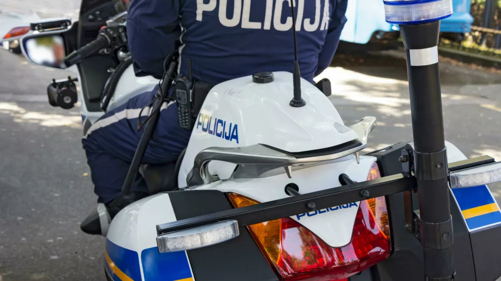Hrva&scaron;ka policija motor Foto: Reuters/Alamy