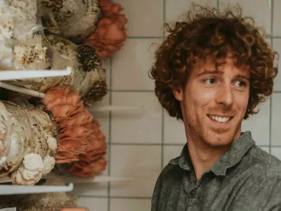 Miha Grulja: Tega, da gobe pozdravijo kak&scaron;no bolezen, ne sme&scaron; trditi, vemo pa, kak&scaron;ne učinkovine določene gobe vsebujejo in kako te določene učinkovine vplivajo na določene bolezni. F osebni arhiv