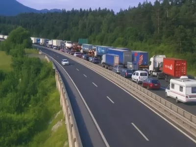 Prometna nesreča, zastoji, zastoji na avtocesti, avtocesta