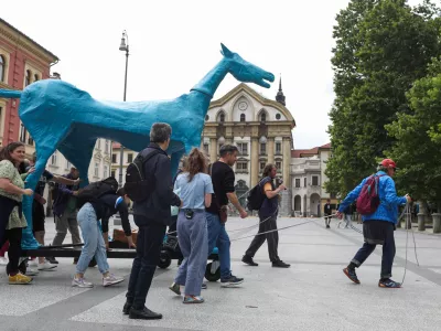 09.06.2025. Modri konj Marco Cavallo v Ljubljani. foto:Bojan Velikonja