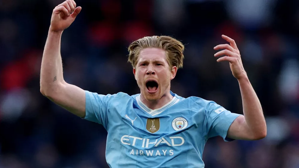 FILE PHOTO: Soccer Football - FA Cup - Semi Final - Manchester City v Chelsea - Wembley Stadium, London, Britain - April 20, 2024 Manchester City's Kevin De Bruyne celebrates after the match Action Images via Reuters/Paul Childs/File Photo