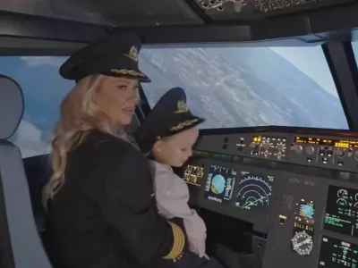 Maja &Scaron;uput s sinom Bloomom na simulatorju letenja. F instagram