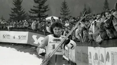 PLANICAFranci Petek, eden izmed najbolj&scaron;ih slovenskih skakalcev vseh časov, na Finalu svetovnega pokala v Planici 26. marca 1990. Foto: Nace Bizilj, hrani Muzej novej&scaron;e zgodovine Slovenije / Foto: Nace Bizilj