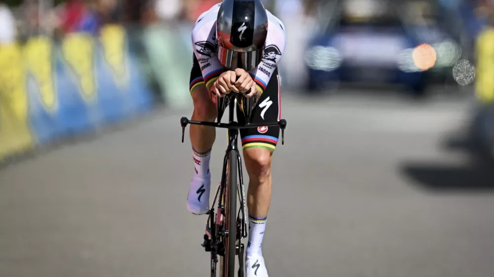 05/06/2024 - Crit&eacute;rium du Dauphin&eacute; 2024 - Etape 4 - Saint-Germain-Laval / Neulise (34,4 km CLM) - EVENEPOEL Remco (SOUDAL QUICK-STEP)